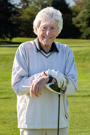 Heart surgery patient Cyril playing golf