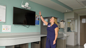 Virtual nurse explains technology in patient room